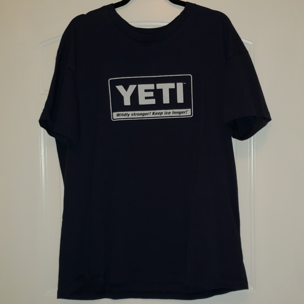 Yeti XL mens shirt